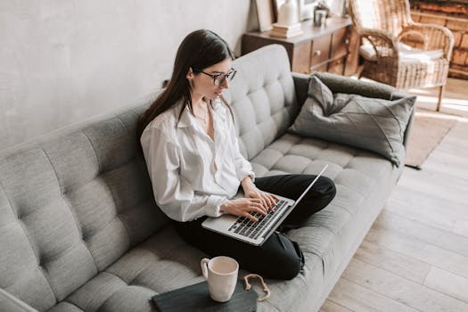 scheduling software on a laptop
